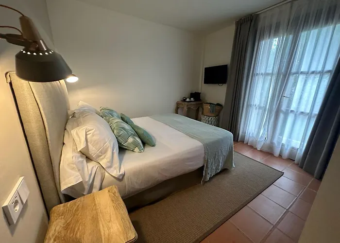Hotel Rural Es Riquers