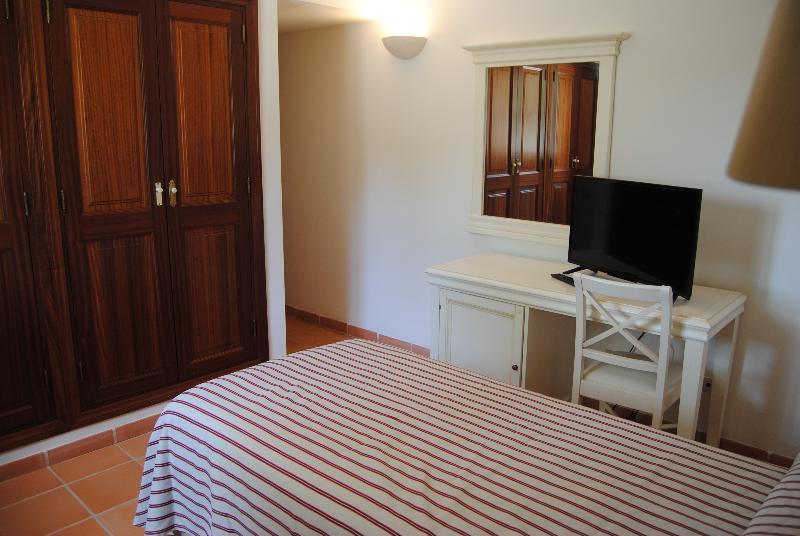 Country house Rural Es Riquers