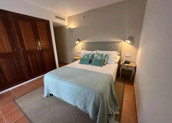 Hotel Rural Es Riquers